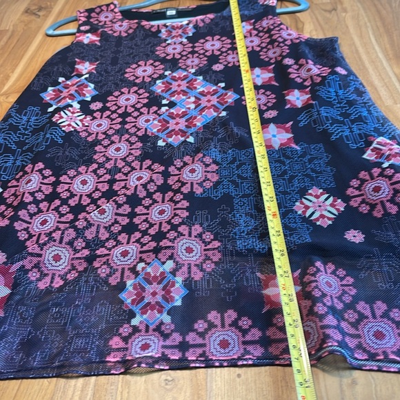 Clotheshead tunic/ 2 layers, asymmetrical side hem, abstract design, Sz L, LOVE! - Picture 5 of 10